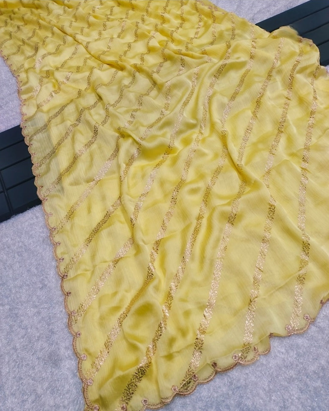 Chinnon silk saree with foil print design