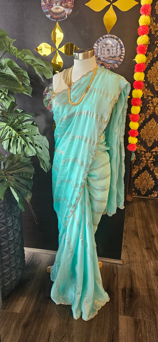 Georgette saree with foil print design